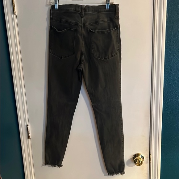 Madewell 9” Button Front Mid Rise Skinny Jean - Picture 5 of 5